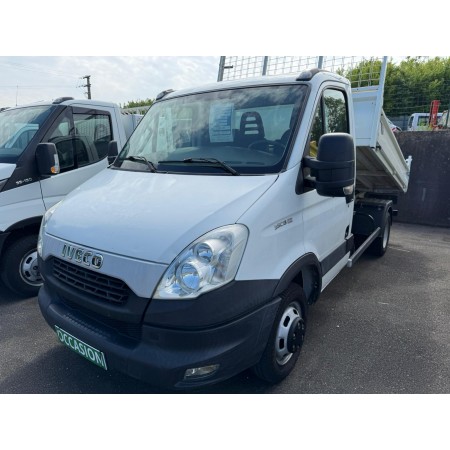 Benne standard Iveco 35C13 BENNE ET COFFRE