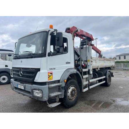 Mercedes AXOR 1828 bibenne + Grue