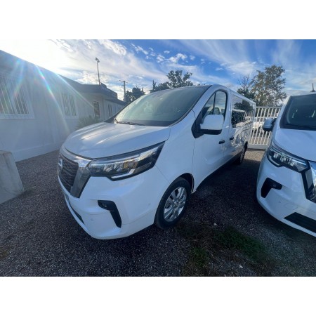 Nissan NV300 TEKNA 170cv combi 9 places